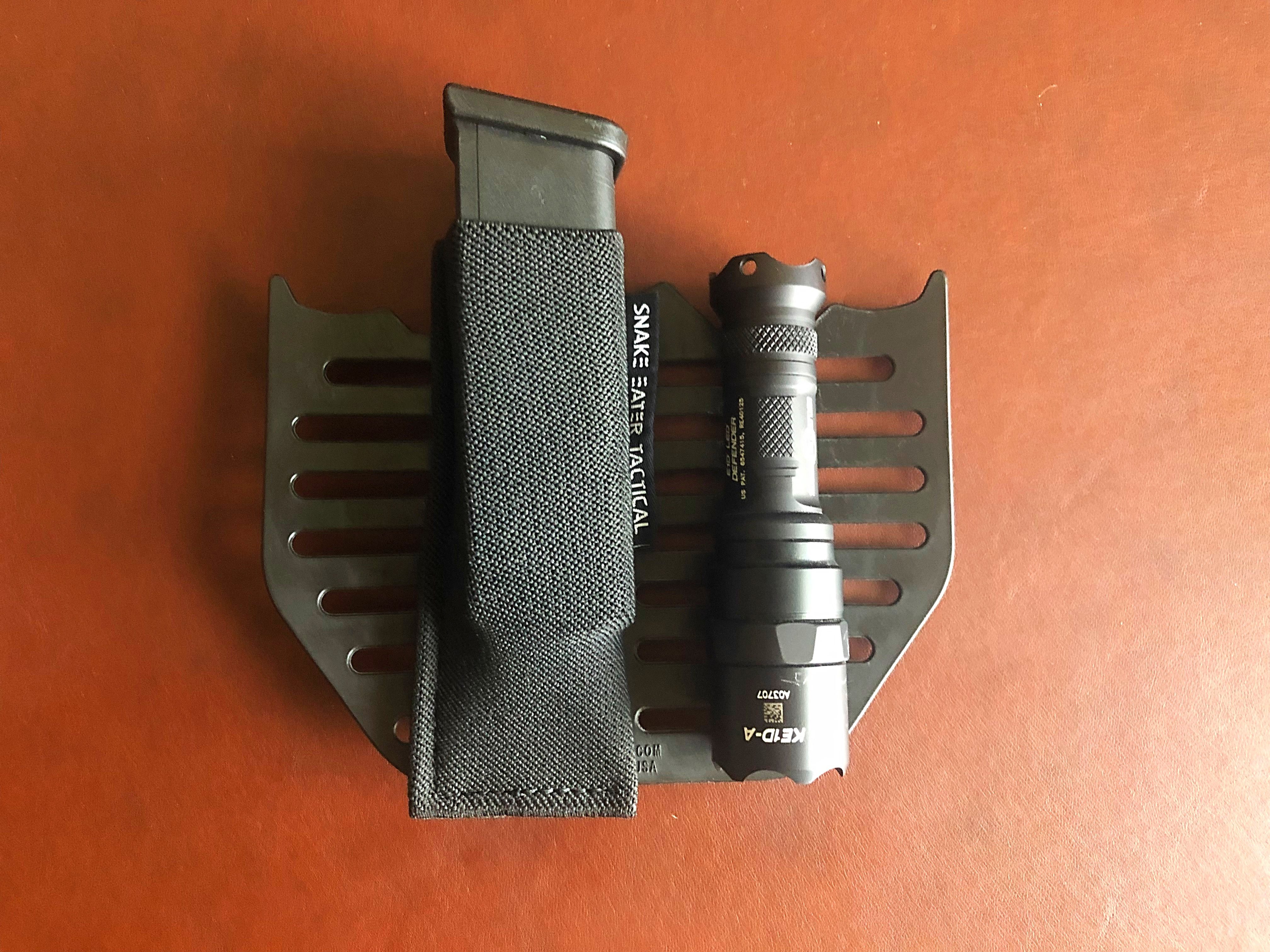 snake eater tactical IWB mag pouch